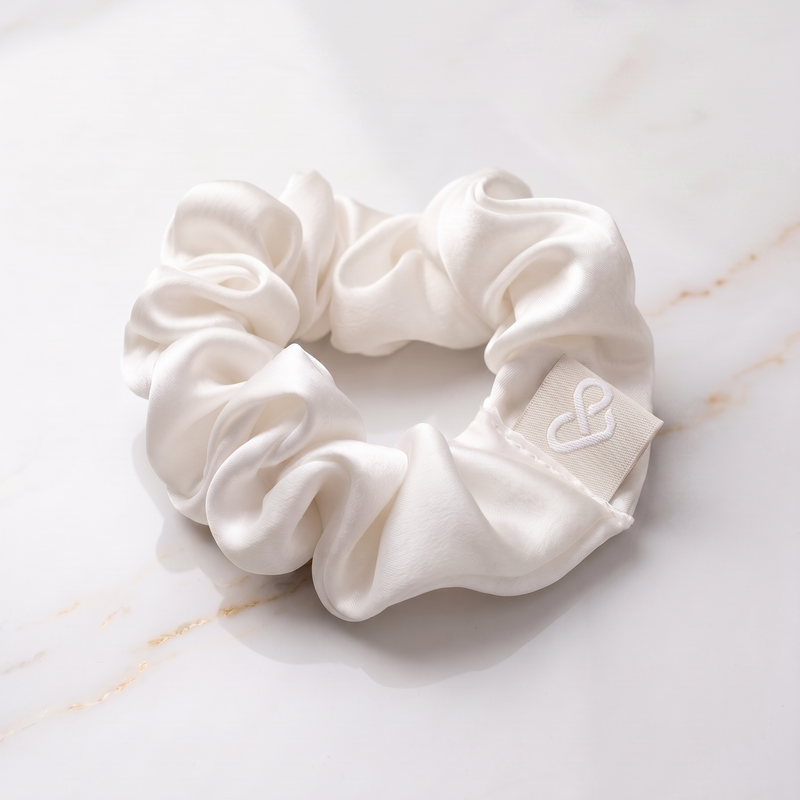 Cloud Dancer - 100% Mulberry Silk Loopie