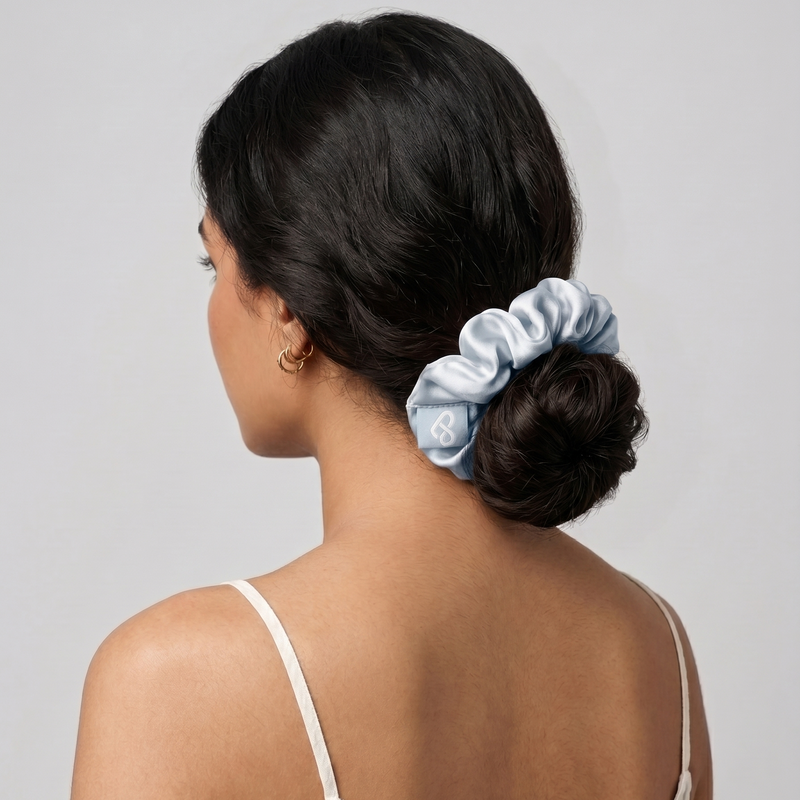 Morning Mist- 100% Mulberry Silk Loopie